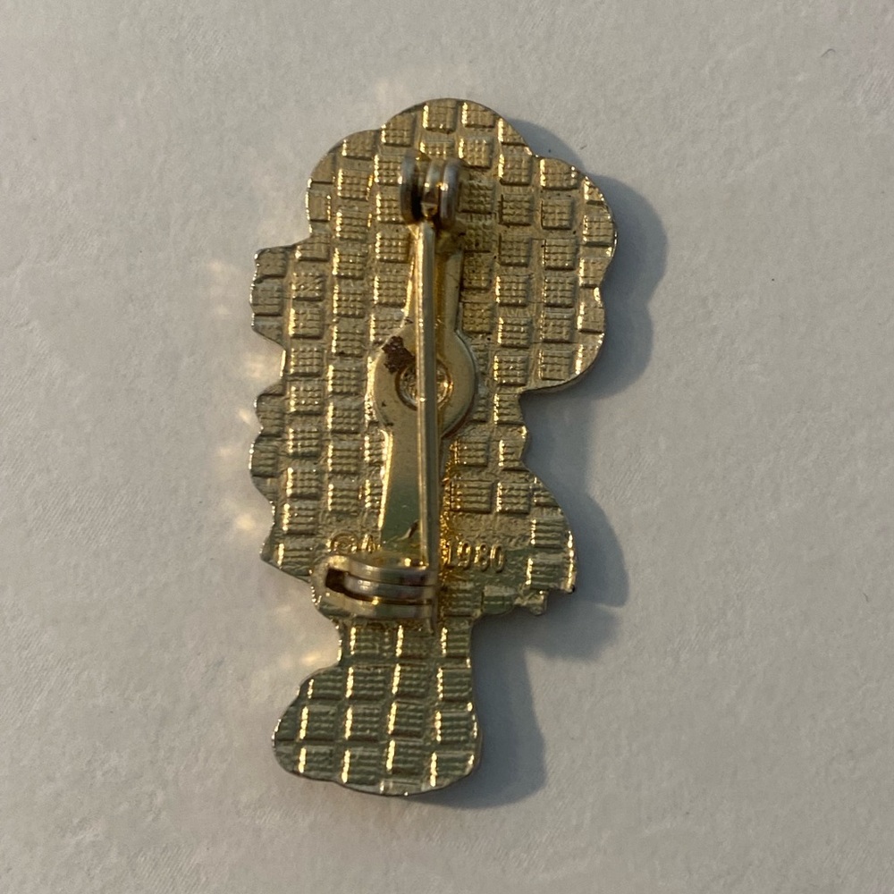 Vintage 1980 Strawberry Shortcake Pin - Picture 6 of 6